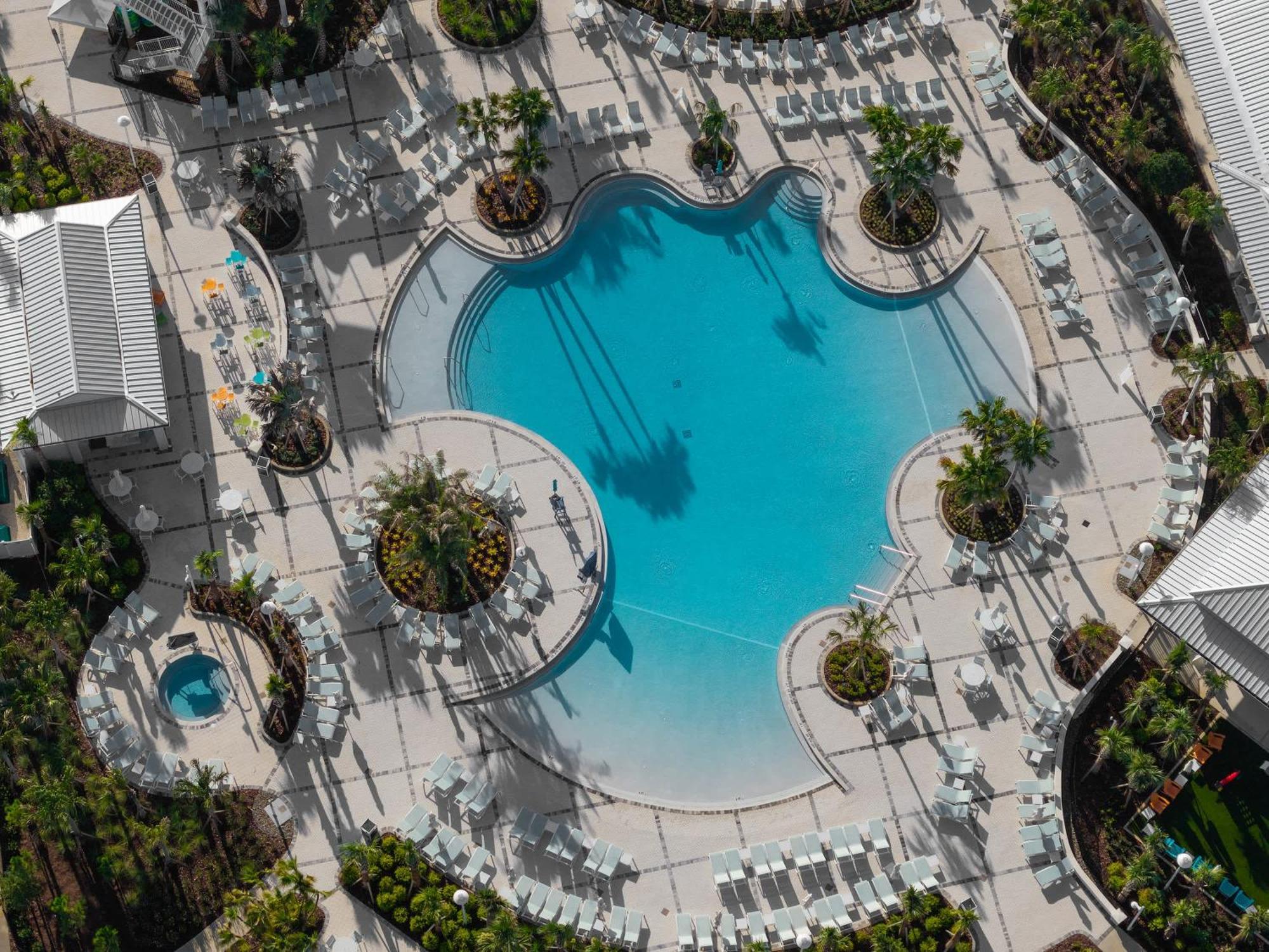 Chic 7bed With Private Pool, Theme Bedrooms * Orlando