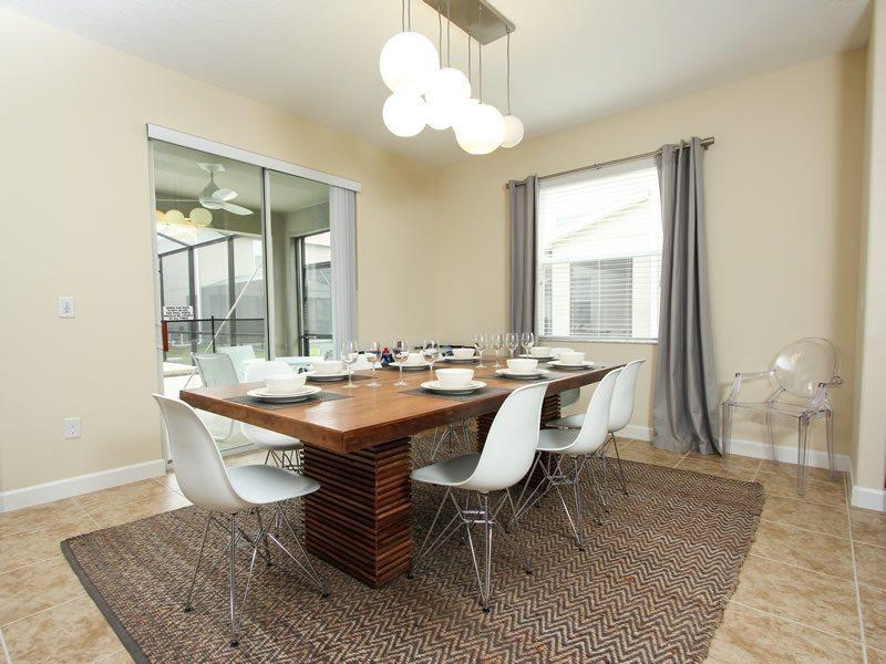 Holiday home 6 Bedroom 5 Bath Paradise Palms Pool That Sleeps 14 Orlando