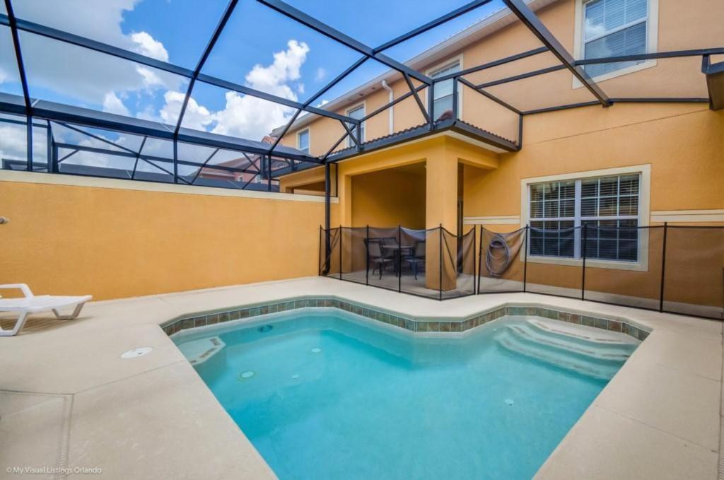 Apartment 8962cuban