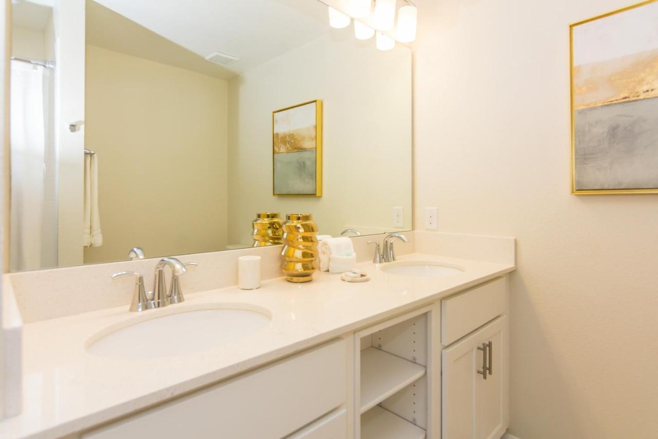Apartment Luxury At Storey Orlando
