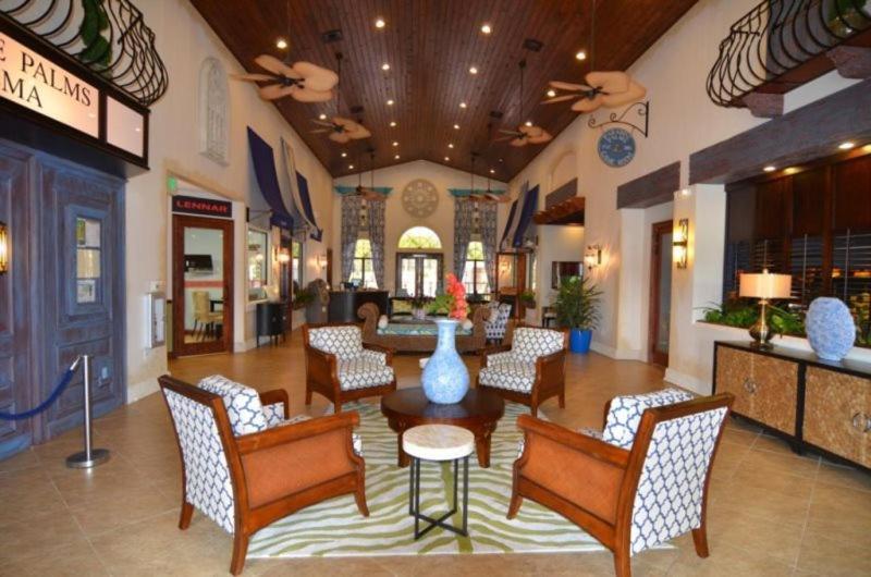 6 Bedroom 5 Bath Paradise Palms Pool That Sleeps 14 Holiday home Orlando