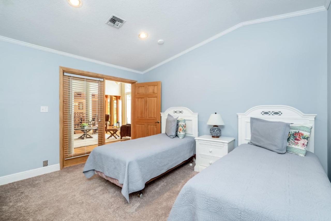 Ultimate 6 Bedroom 5 Bathroom On Bay Hill * Orlando
