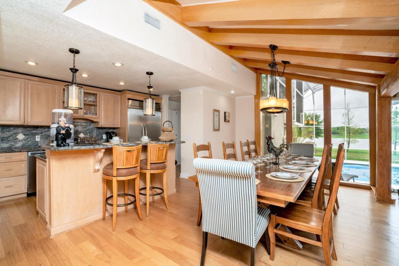 Villa Ultimate 6 Bedroom 5 Bathroom On Bay Hill