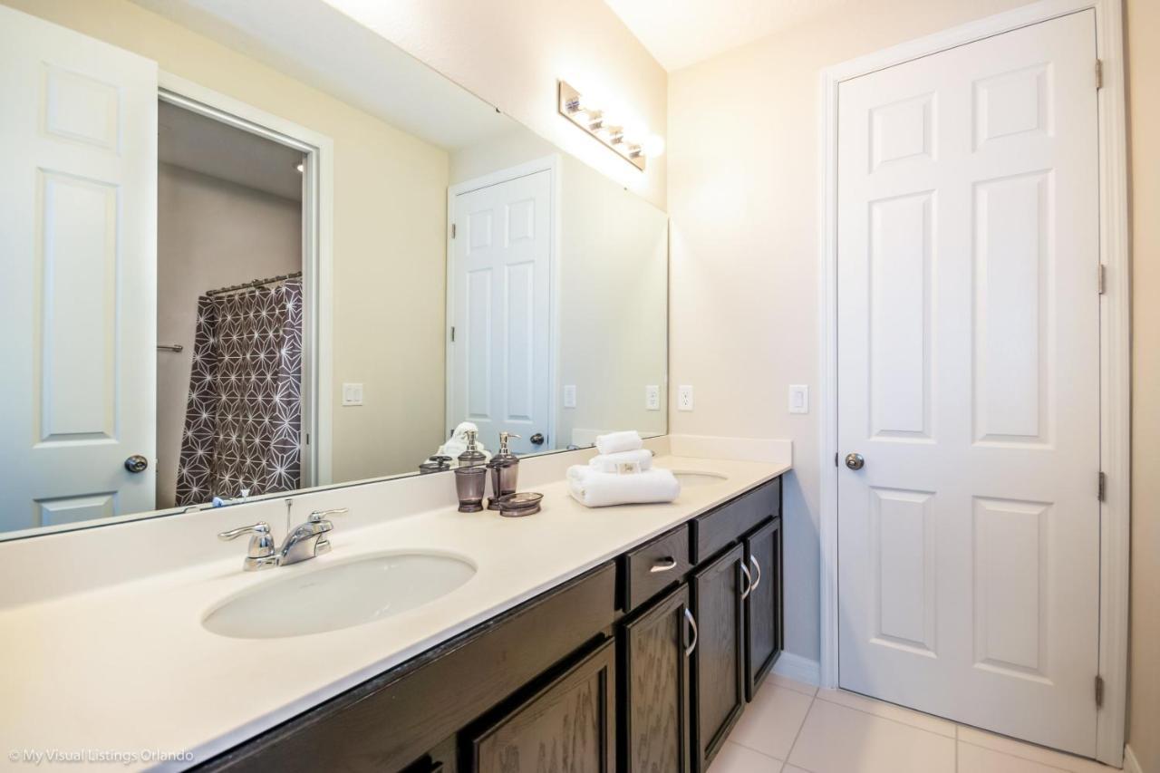 New Amazing 7 Bedroom 5 Bathroom * Orlando