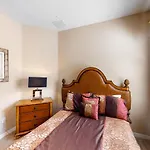 Oakwater Getaways