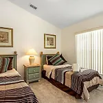 #253-Modern 4 Bed Home With Own Private Pool Close To Disney