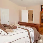 Simba\'S Lake House