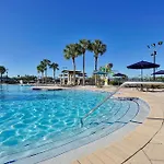 The Perch-2 Miles From Disney, Movie Theatre & Water Park