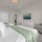 10 Bedrooms- 8 Bathrooms- Windsor Cay 16212Sm