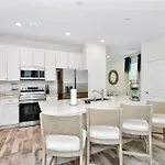 Bright Blue Villa Near Disney With Margaritaville Resort Island H20 Waterpark Access - 3085Cs