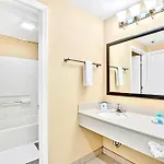 Close To Universal Studio Condo- Hot Tub & Pool