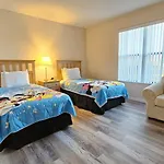 8 Miles To Disney, 20 Miles To Universal, Private Pool, Spa, Washer, Dryer, Games Room, Gated