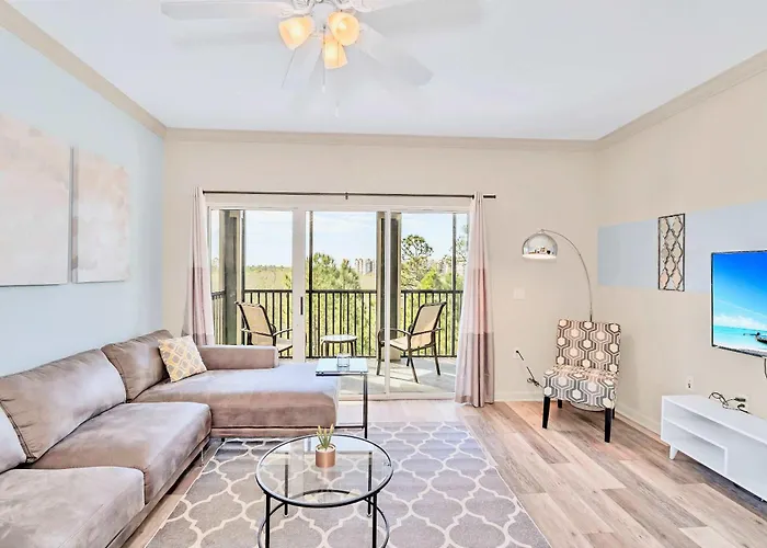 Pet-Friendly Condo W Pool & Hot Tub Near Disney