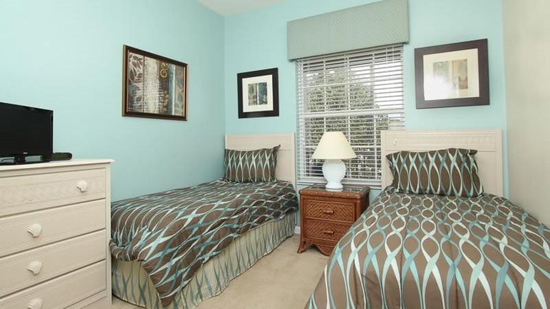 3 Bedroom 2 Bath With The Comforts Of *