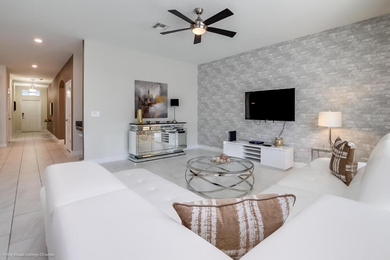 Beautiful! 6bed 5ba Games Pool 4725shd Villa
