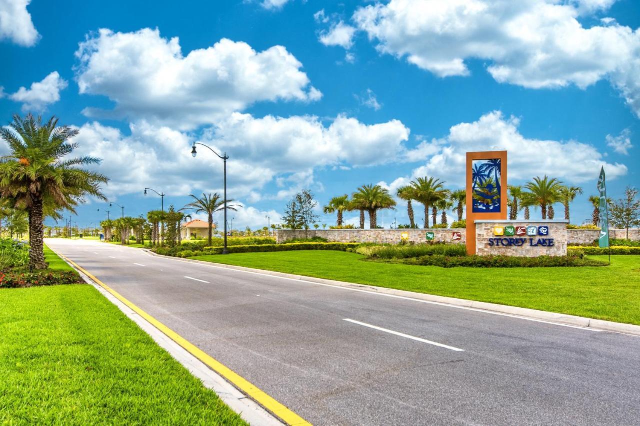 Modern With A Private Pool Near Villa Orlando