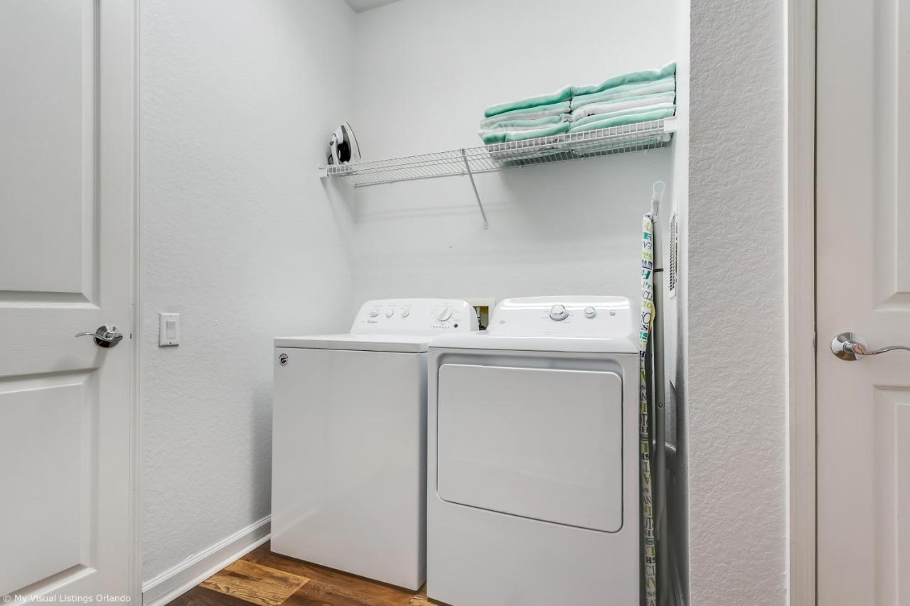 Newly Renovated 1st-floor At Vista Cay