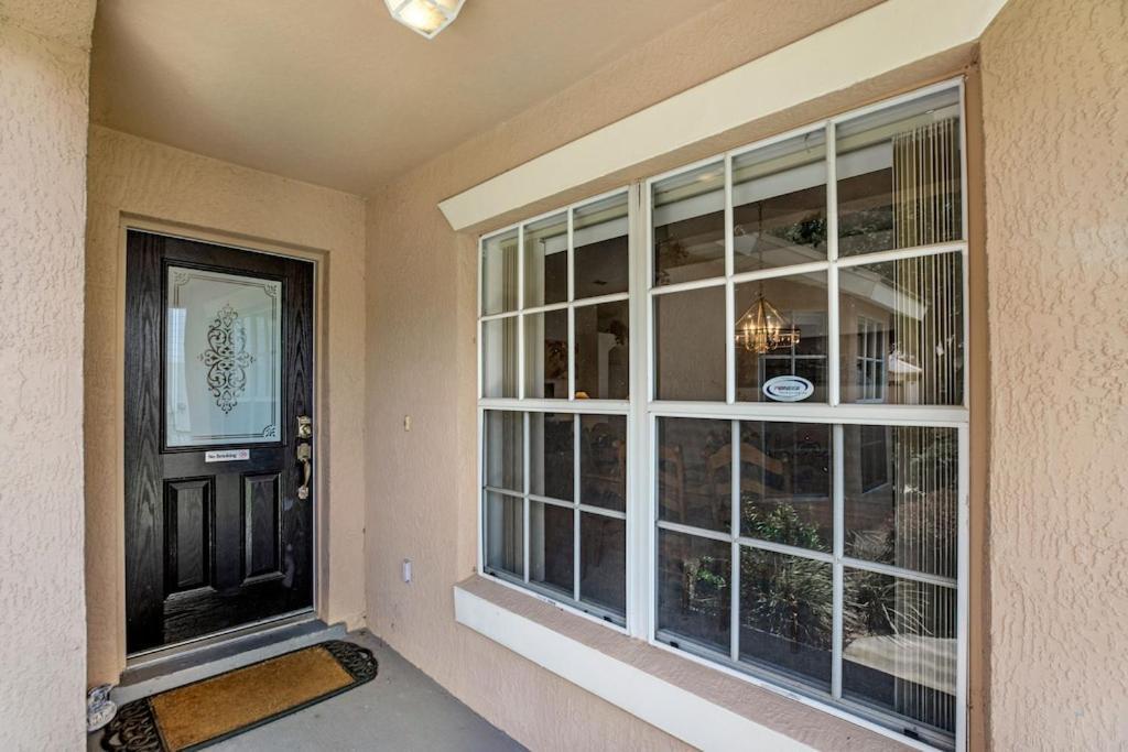 #253-modern 4 Bed With Own Private Pool Close To