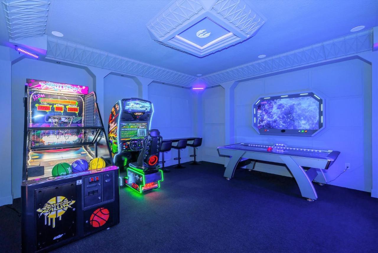 Epic Family Fun! Games & Theme Room, Pool - Encore Resort, Near