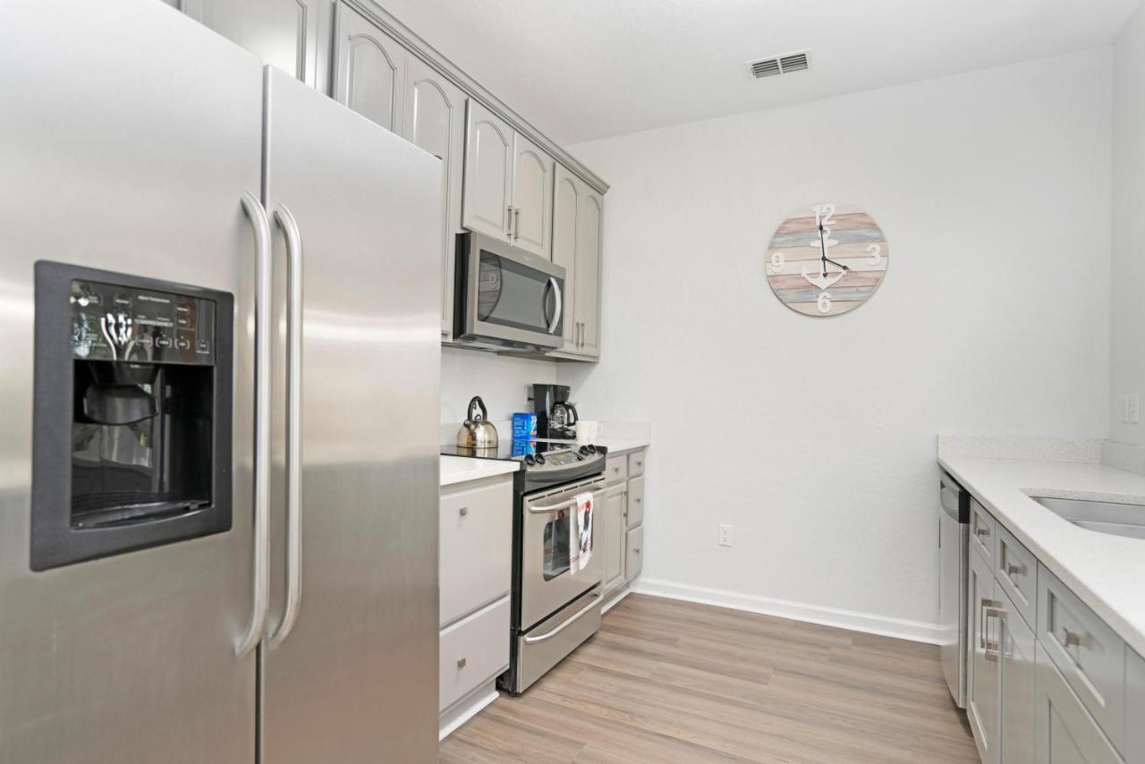 3 Bed 2 Bt 103 Remodeled! Wow!