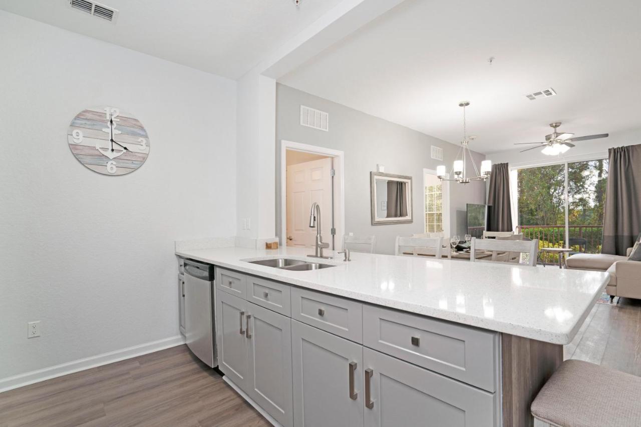 Holiday home 3 Bed 2 Bt 103 Remodeled! Wow!