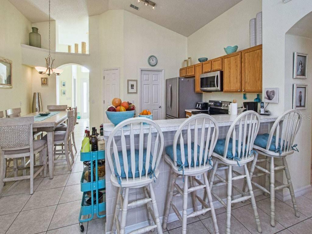 Beautiful 4 Bedroom 10 Minutes To Orlando