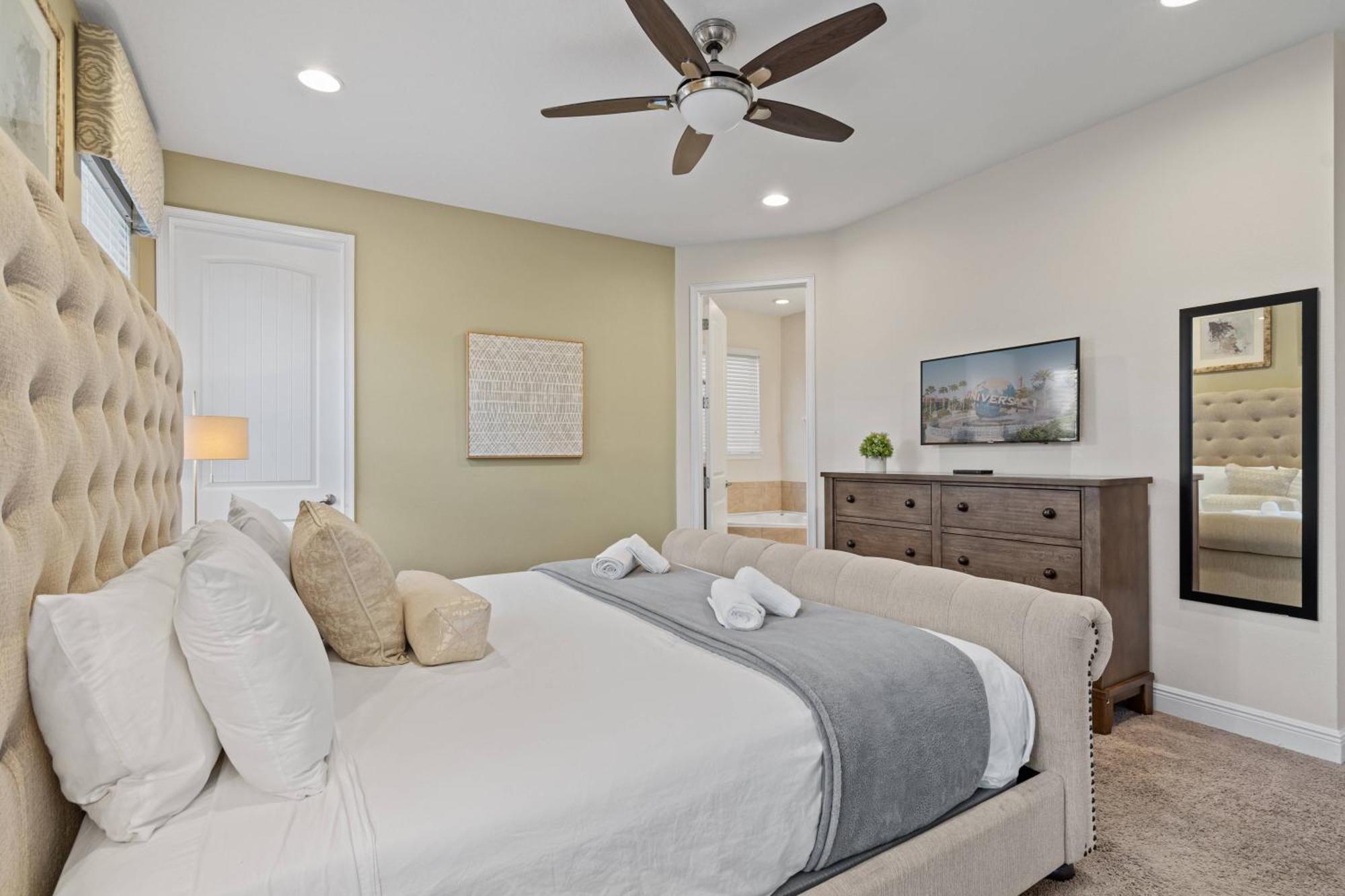 Encore 11 Bedroom With Pool