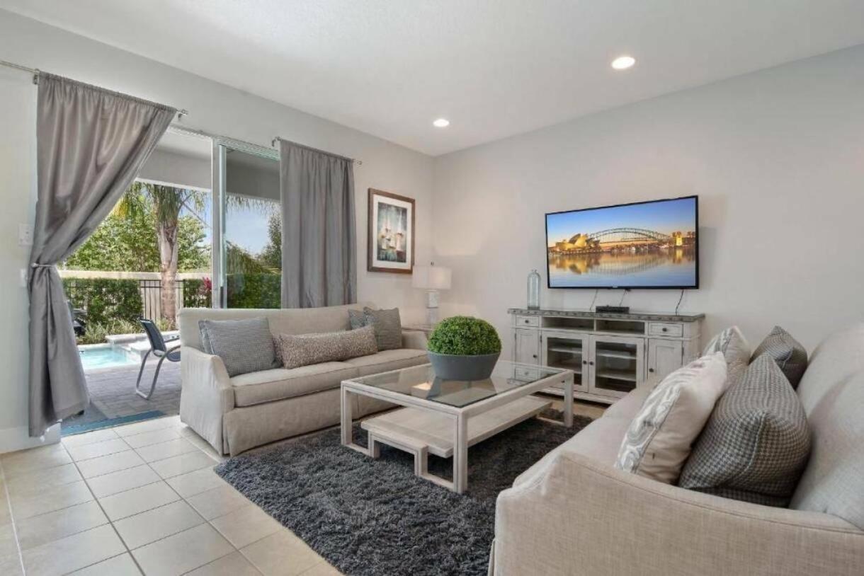 Spacious Vacation With Private Pool 76 Holiday home Orlando