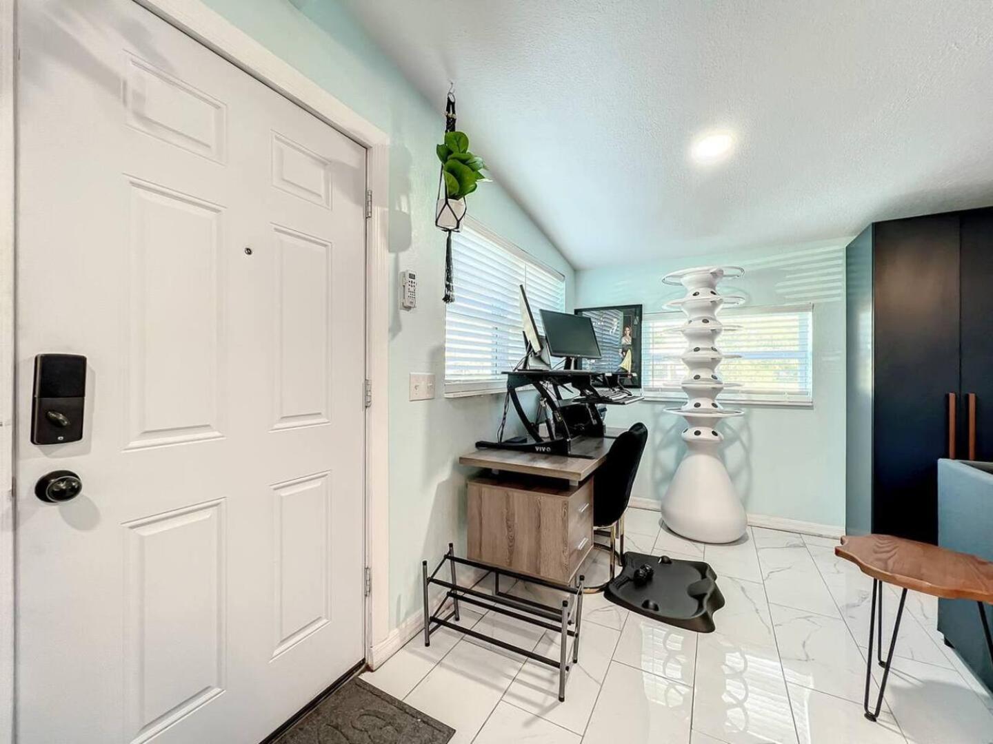 1br Parkside Nature Walkability *