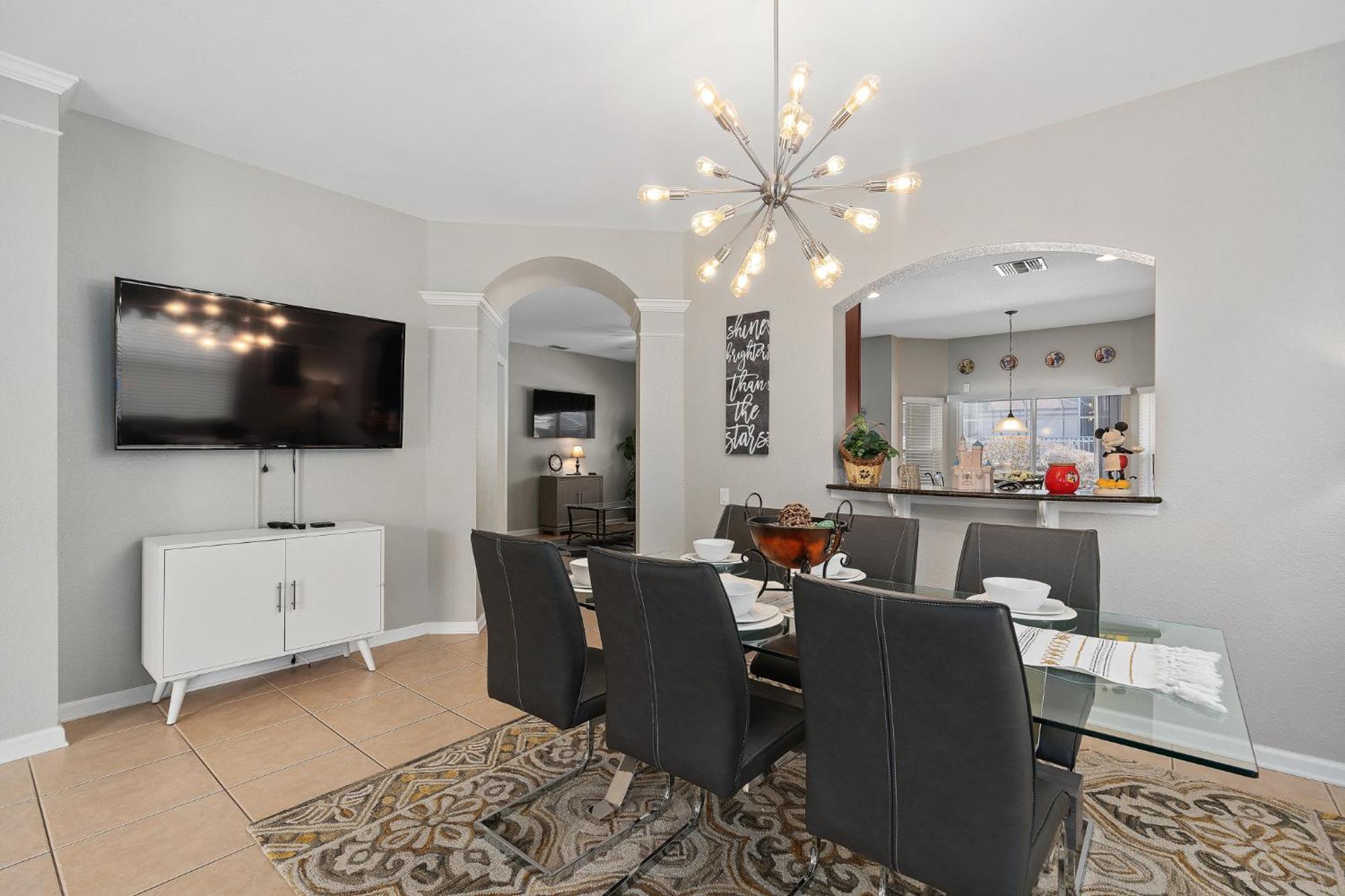 Modern Luxury 6 Bed Pool Close To *