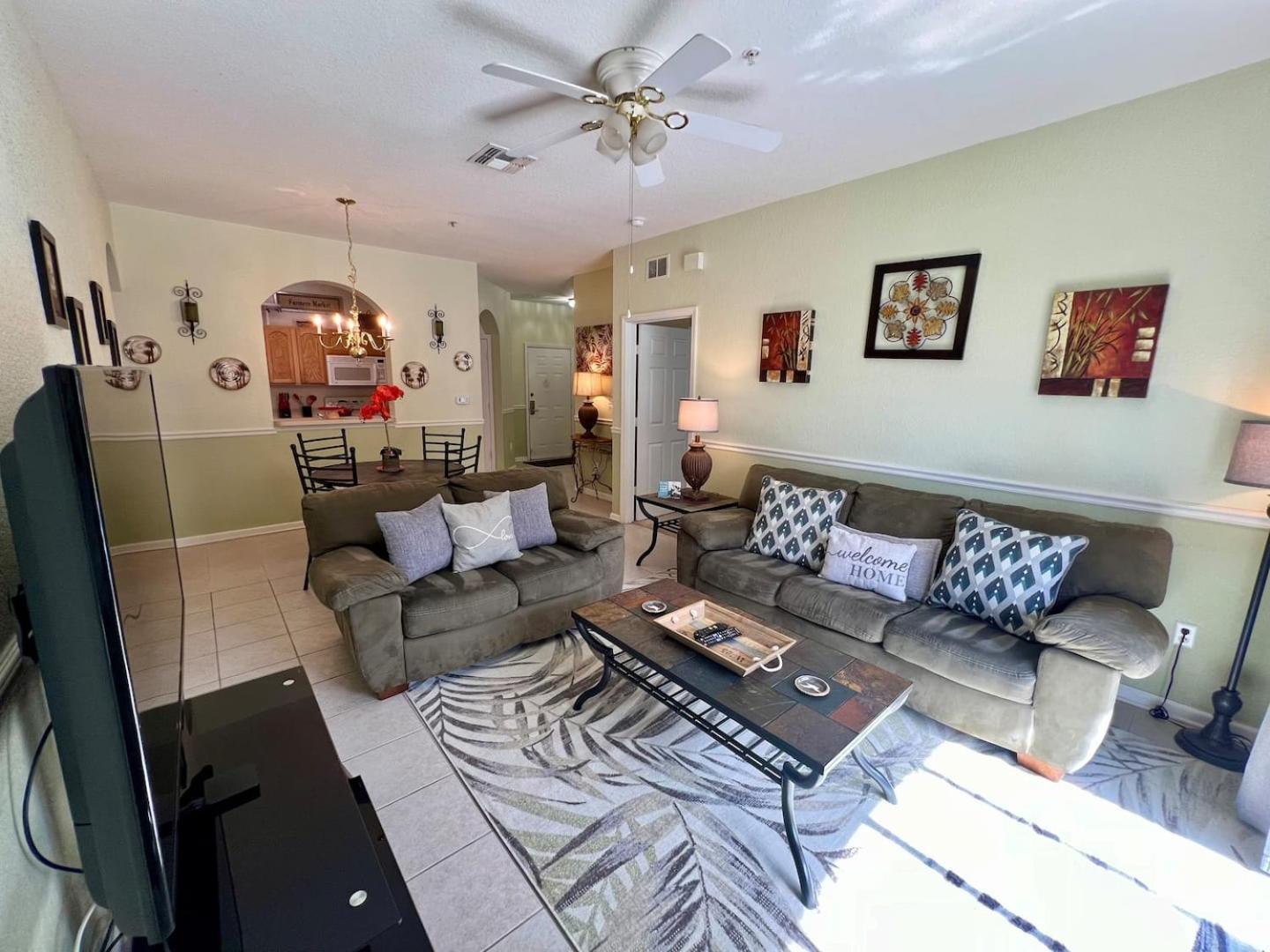 2 Bed 2 Bath First Floor Windsor Hills *
