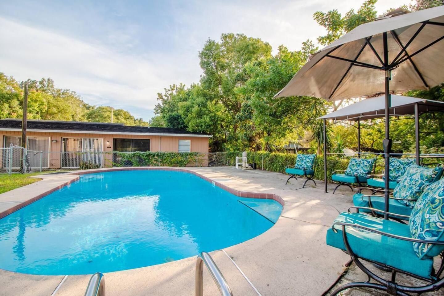 Holiday home 1br Retreat Close To Wi-fi Orlando