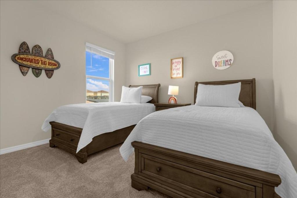 - Solterra 800 Villa Orlando