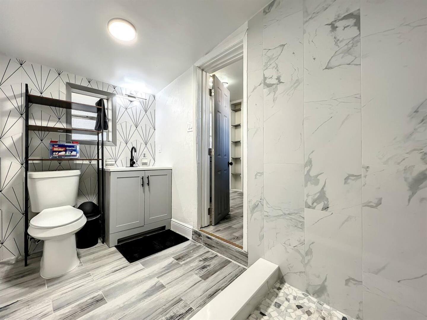 1br Near Downtown Wi-fi Pet Friendly