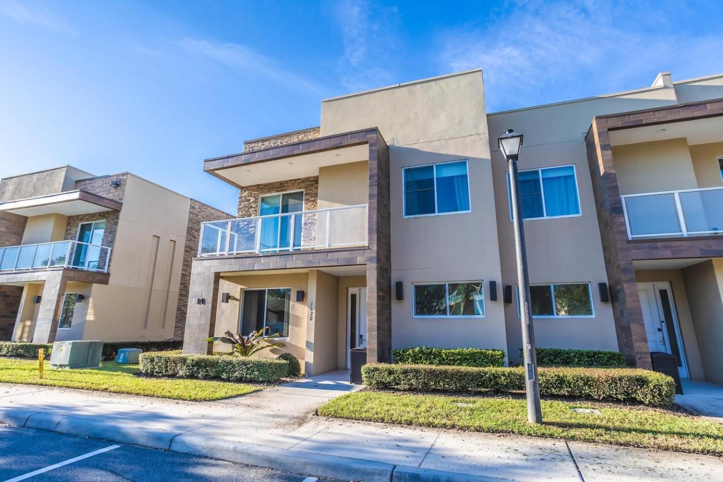 Dreamy Disney 4Br Getaway Pool, Arcade Minutes Holiday home
