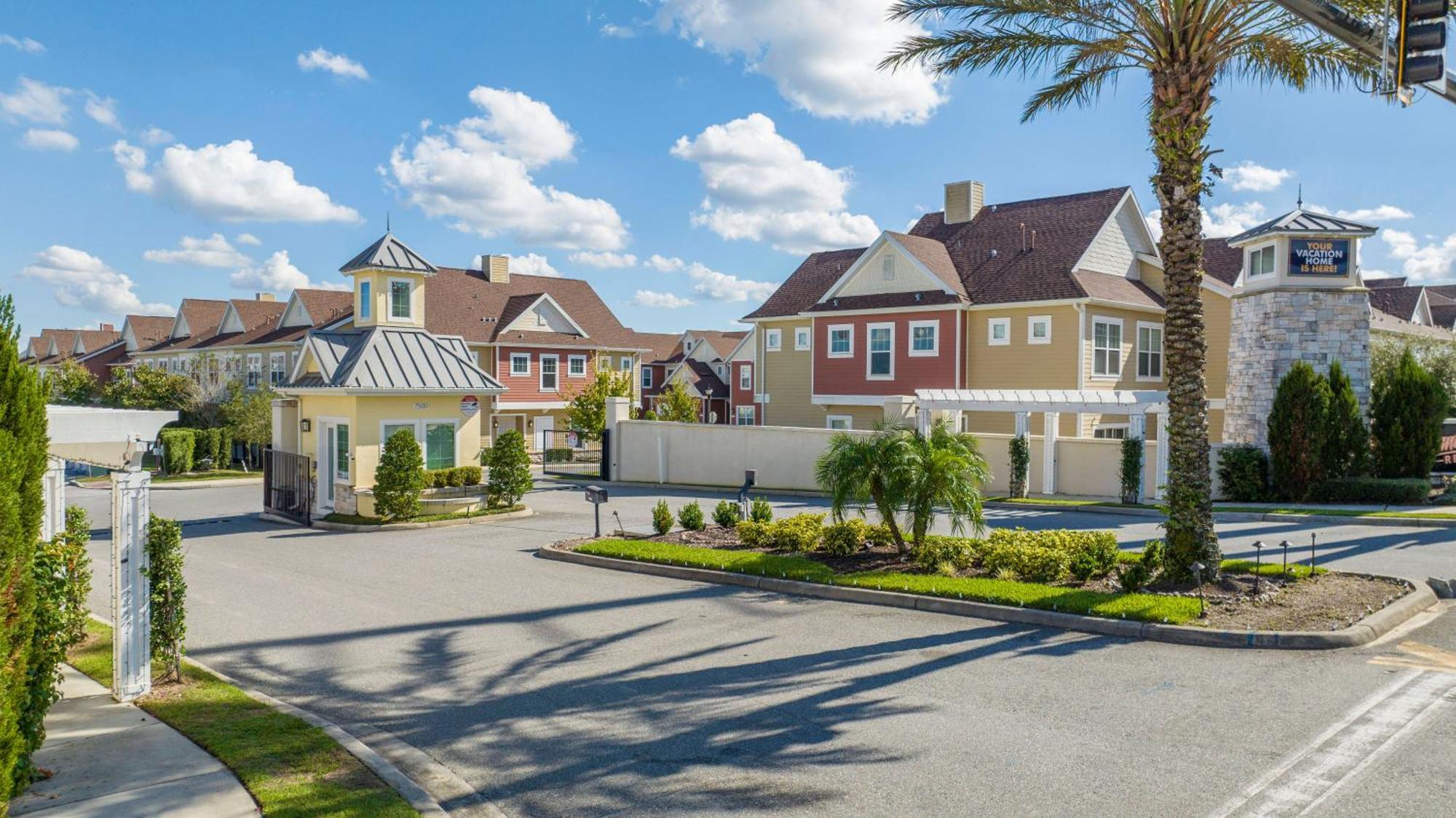 Welcome To The Lion Nest. A Savanna-inspired Oasis * Orlando