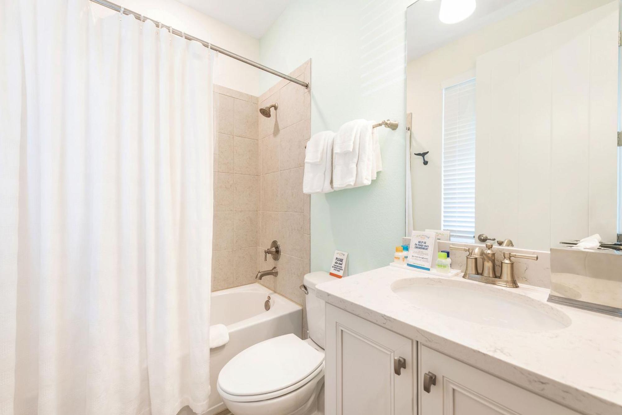 No Shoes Retreat! With Hot Tub Near With Margaritaville Island H2o Access - 8085dr * Orlando