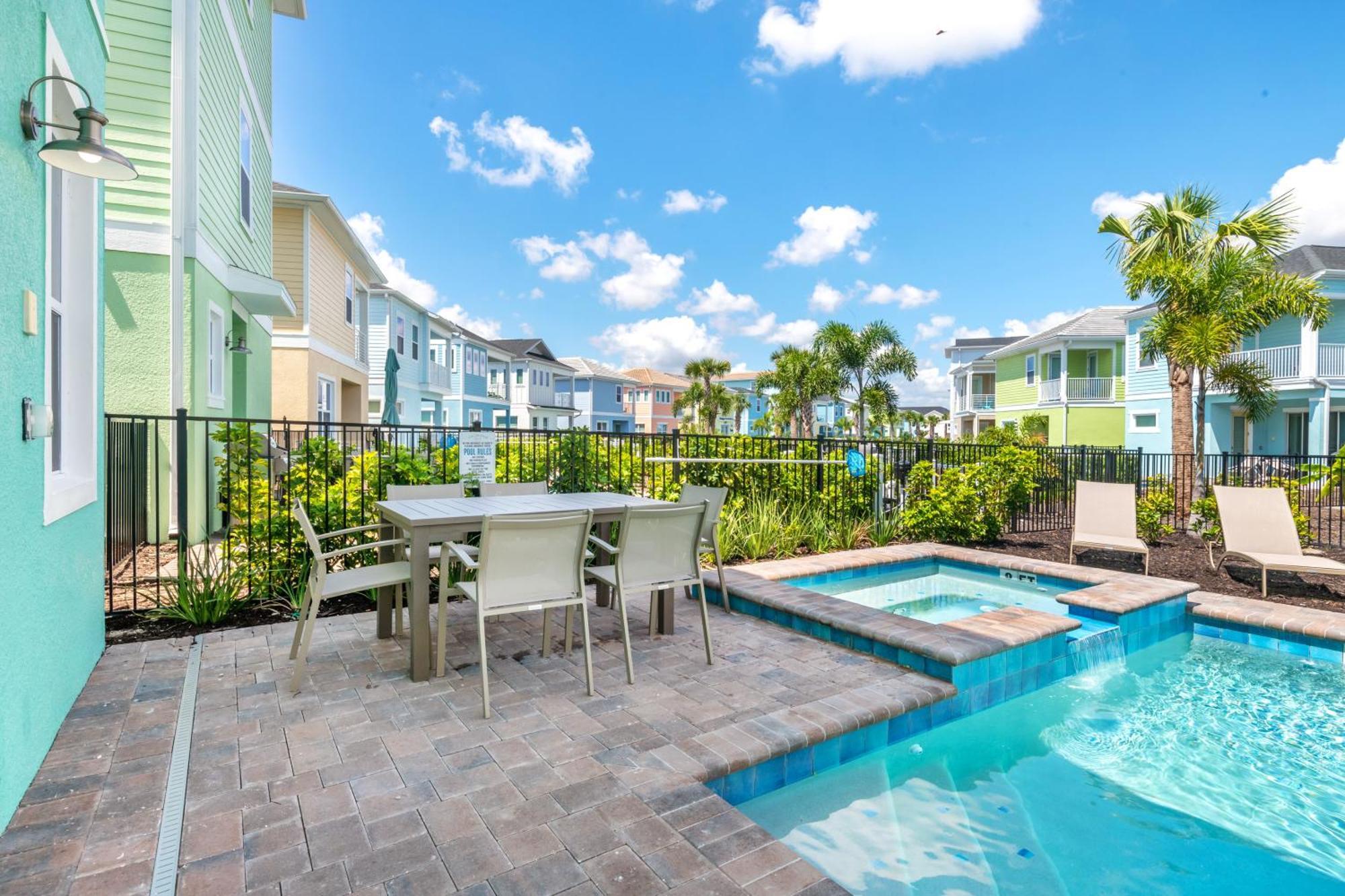Holiday home Oasis Near With Margaritaville Island H20 Waterpark Access - 2936sr *