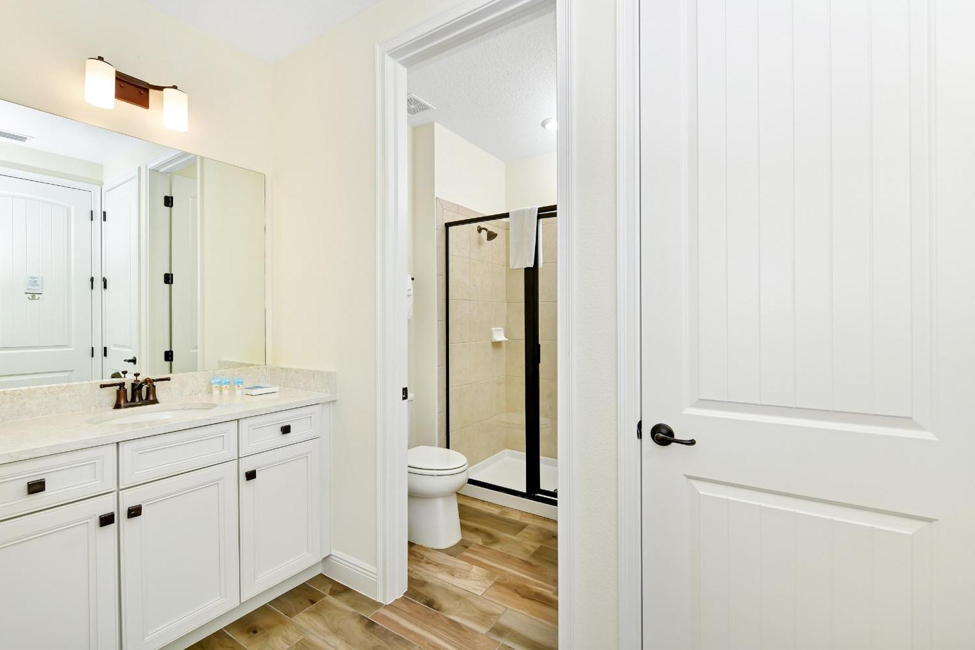 Sunshine With Private Pool Near With Margaritaville Island H20 Access - 8165su Holiday home Orlando