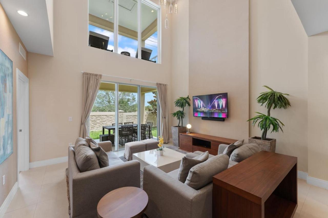 Luxury 4br Townhouse Next To 3173 Holiday home