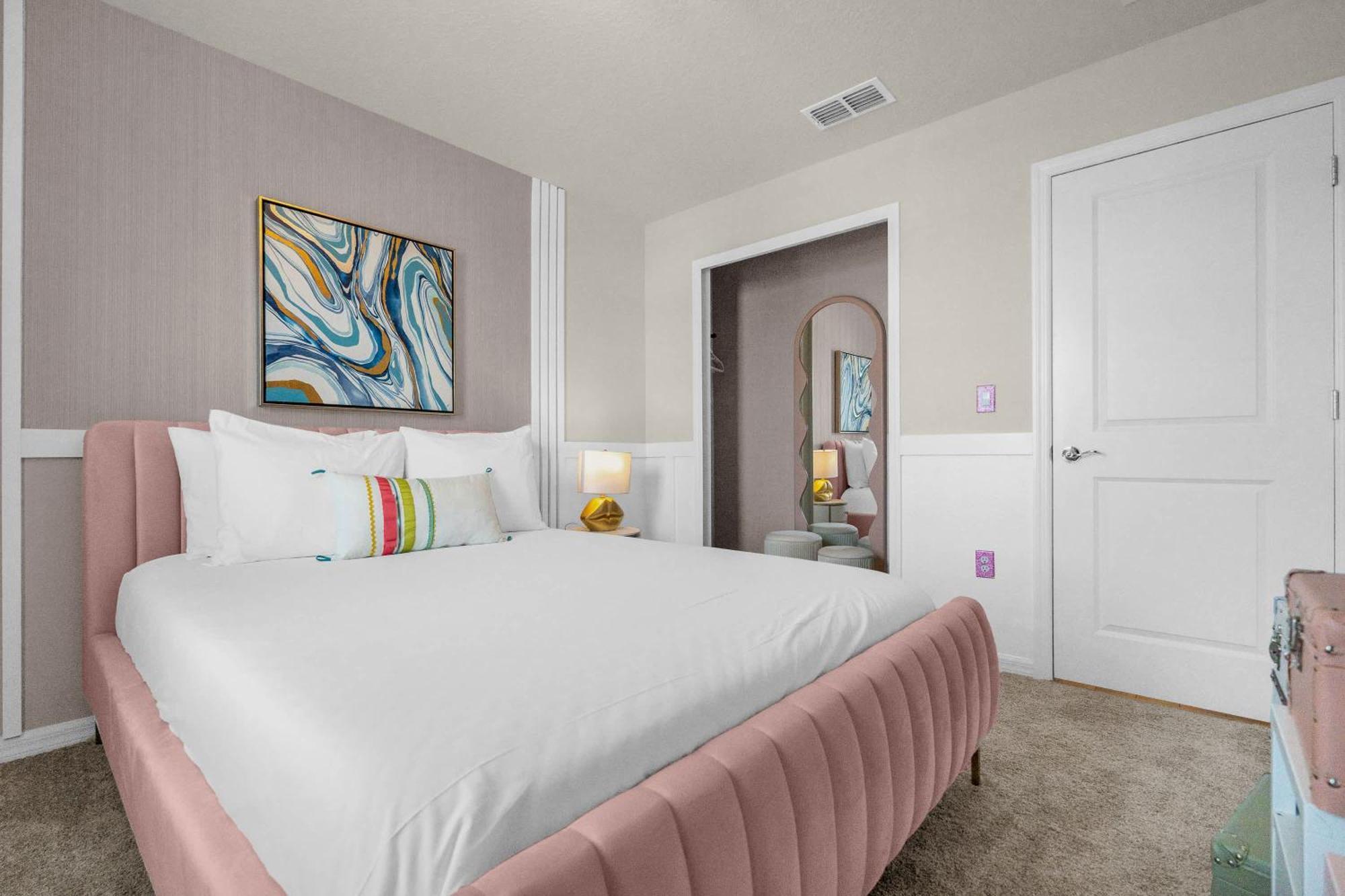 Upstay - Movie Mansion At Windsor Island