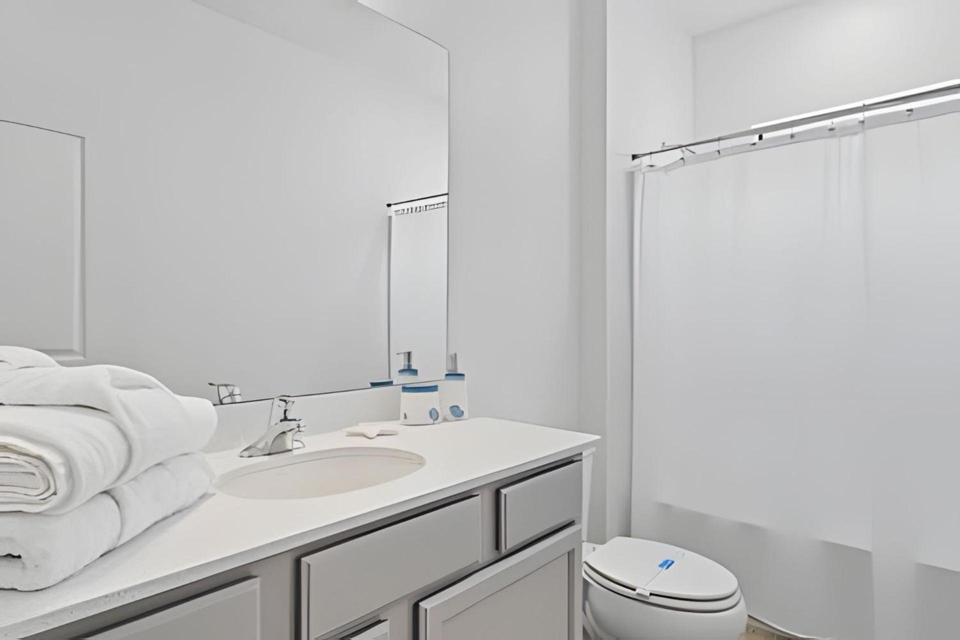 Villa 6bd - Luxury | Near Universal, Game Paradiso Grande