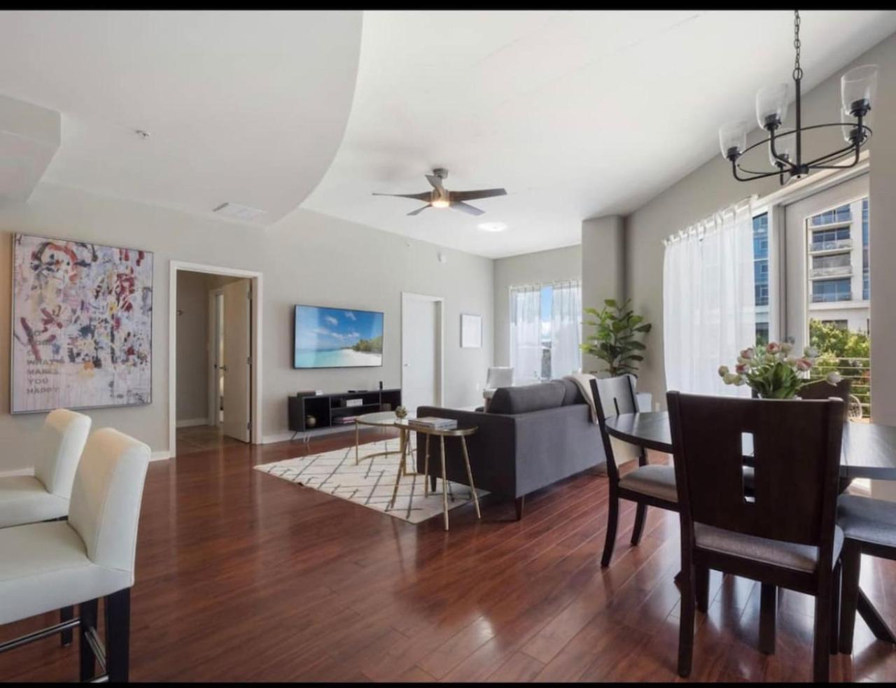 Apartment Extra Large 1 Bdrm & Gym