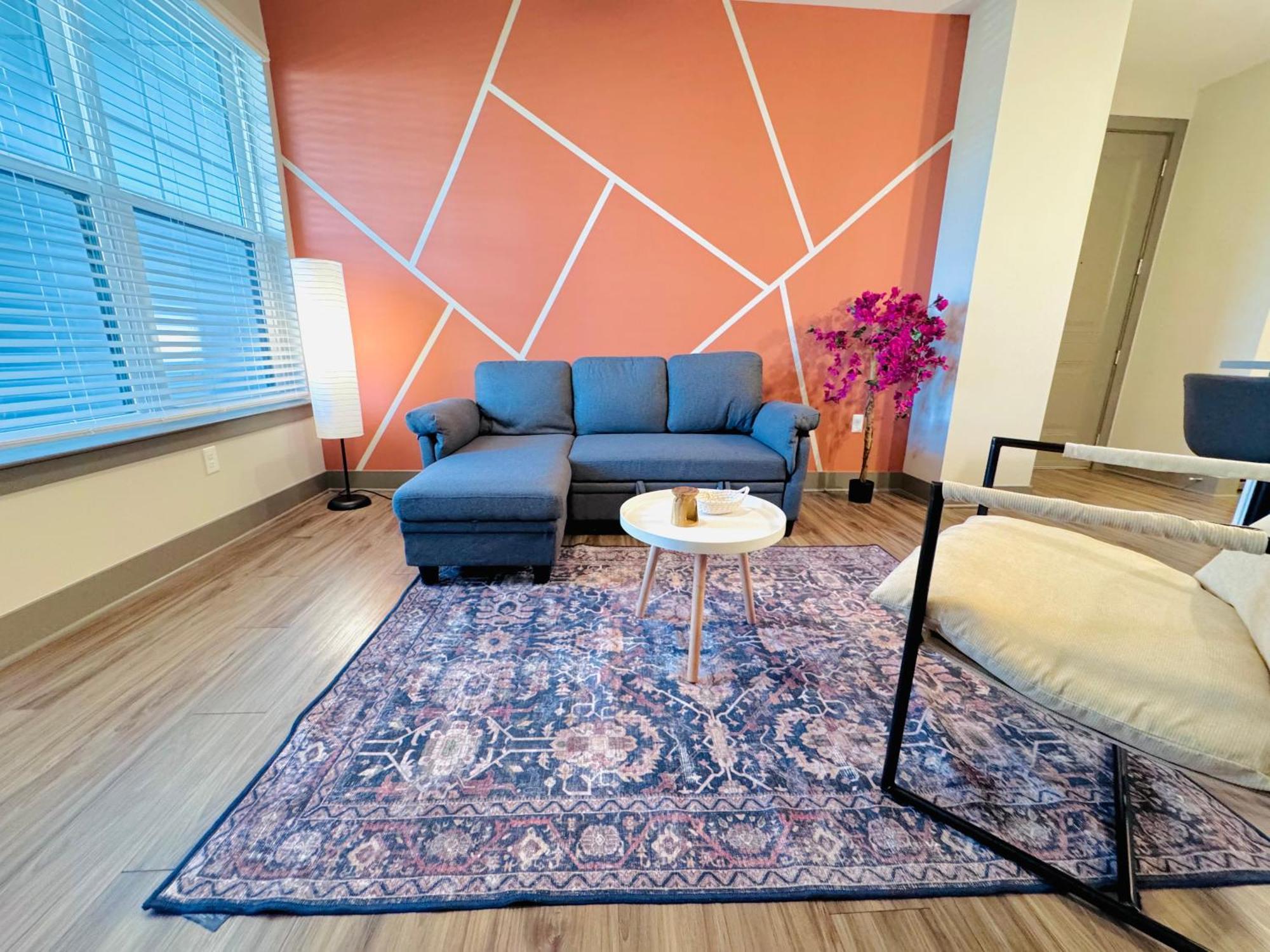 Full Apartment, King Bed, Pet-friendly, 15 Min To Parks, Resort-style Amenities Apartment Orlando