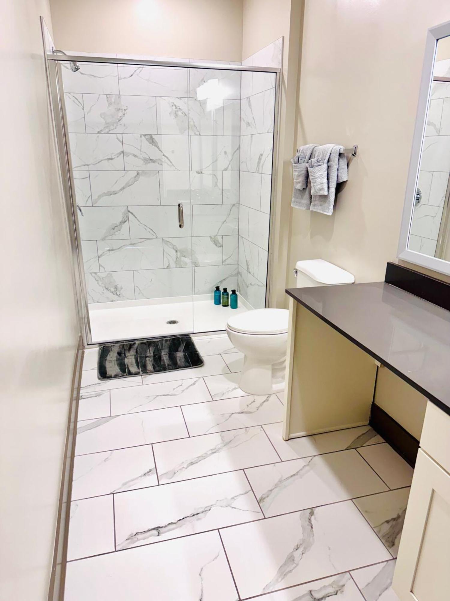 Full Apartment, King Bed, Pet-friendly, 15 Min To Parks, Resort-style Amenities * Orlando