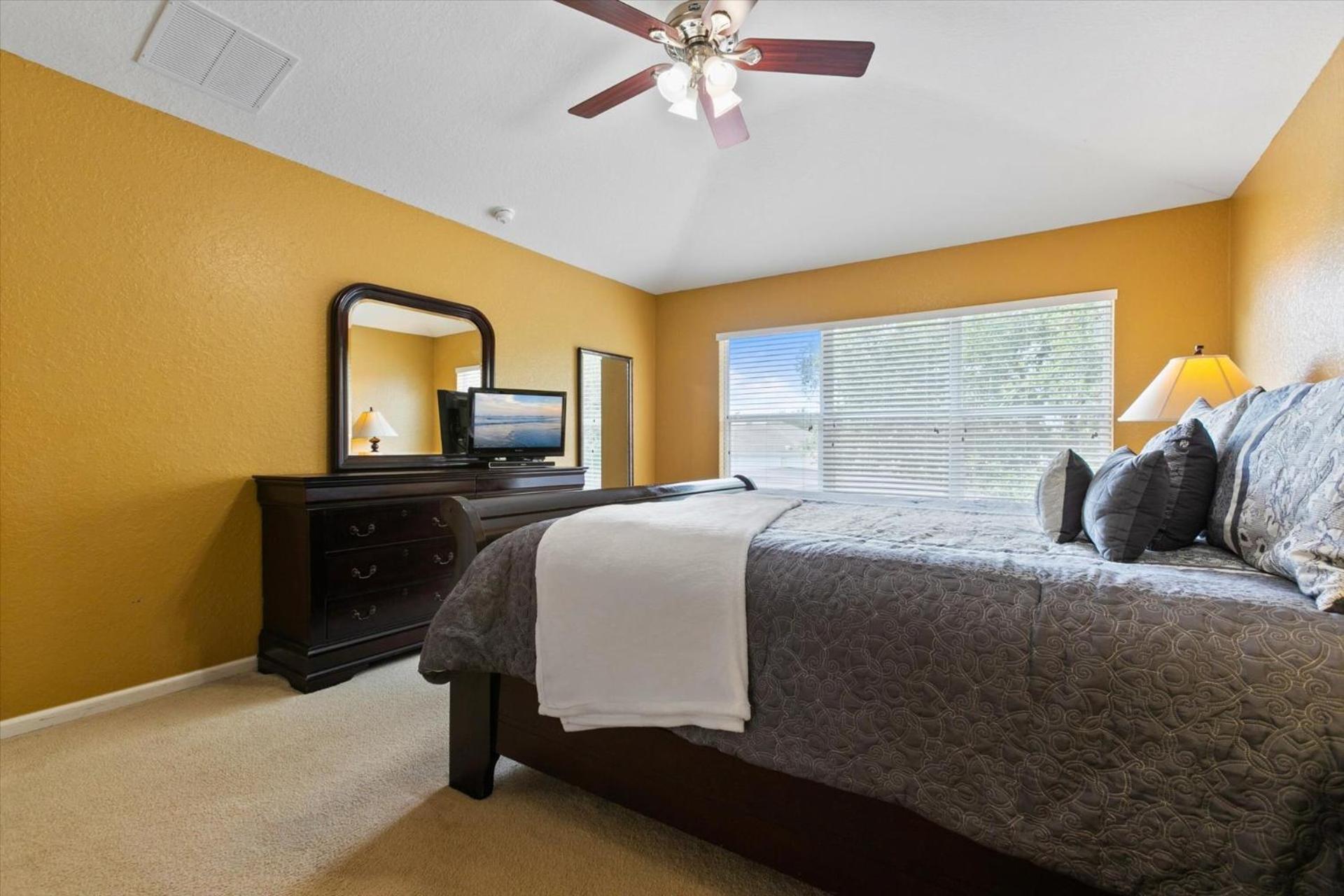 - Windsor Hills 218