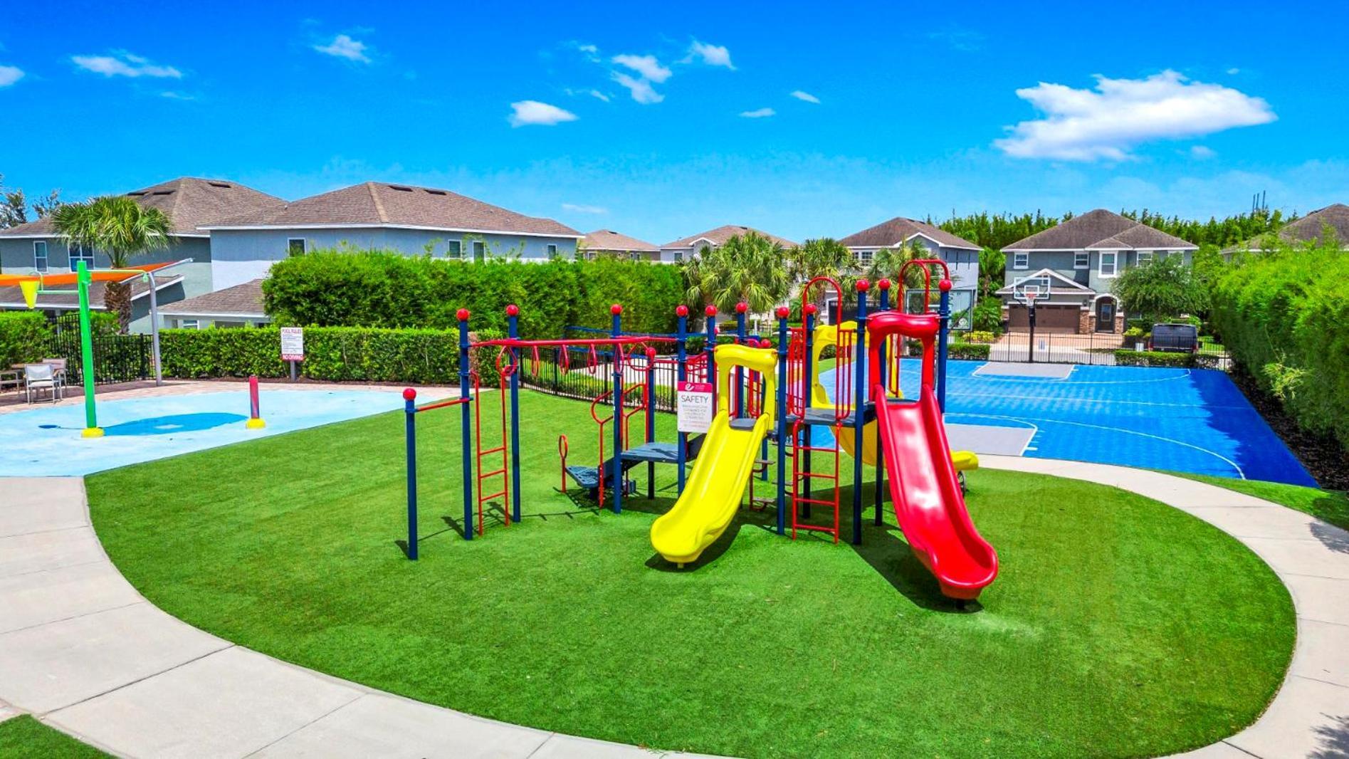 Beautiful Near By Rentyl With Private Pool, Game & Amenities - 141l Orlando