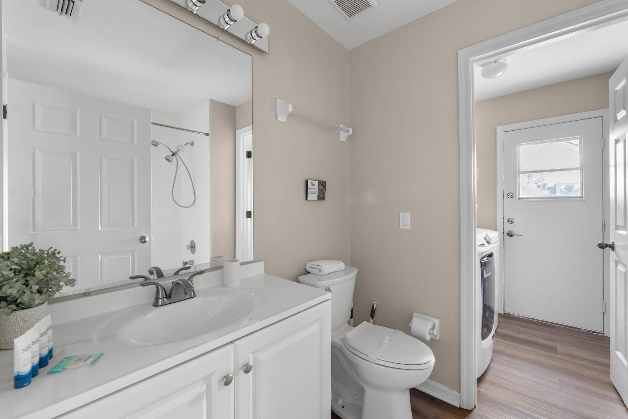 New Listing Pool And Game 4br Holiday home Orlando