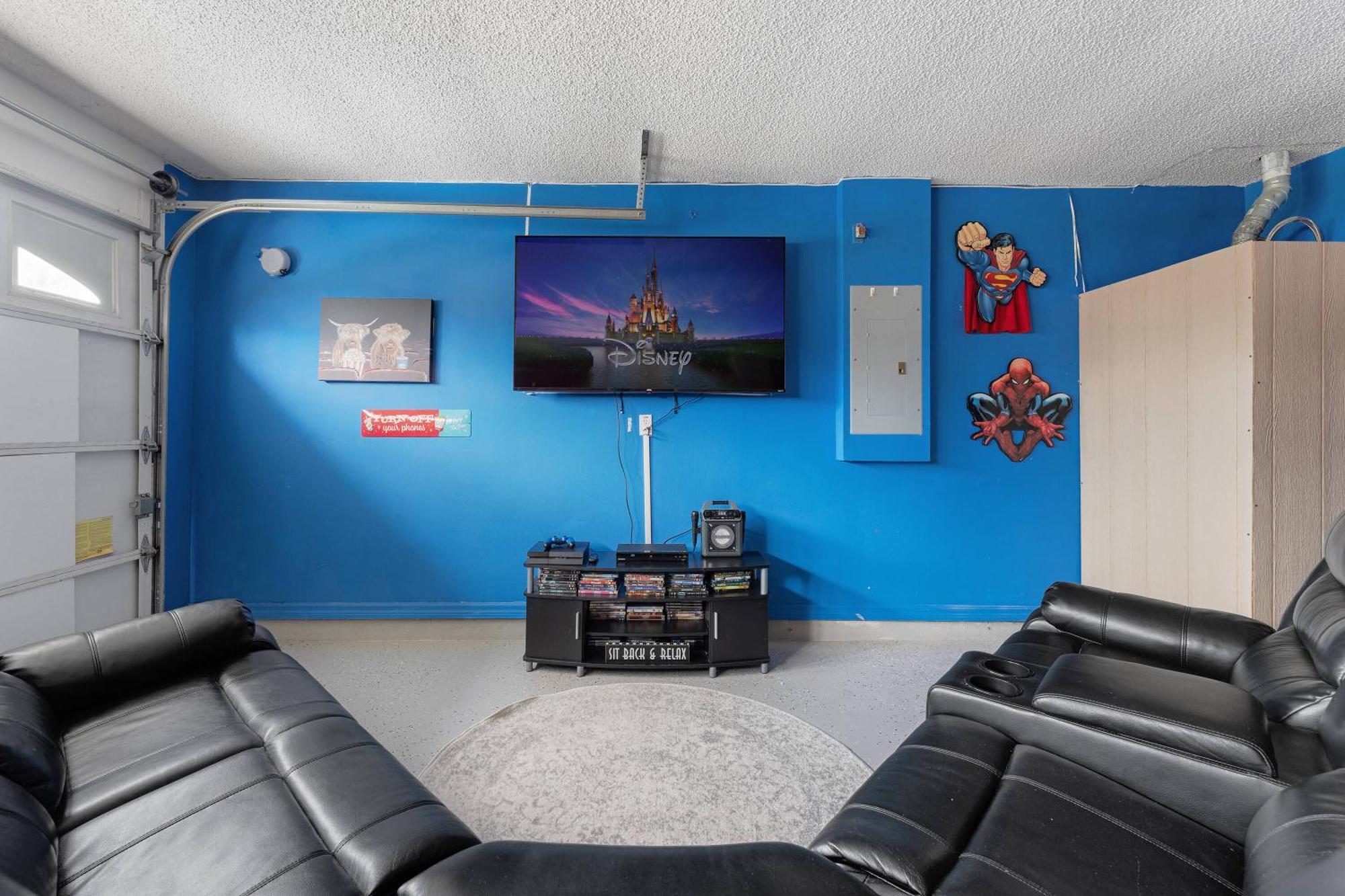 New Listing Pool And Game 4br Orlando