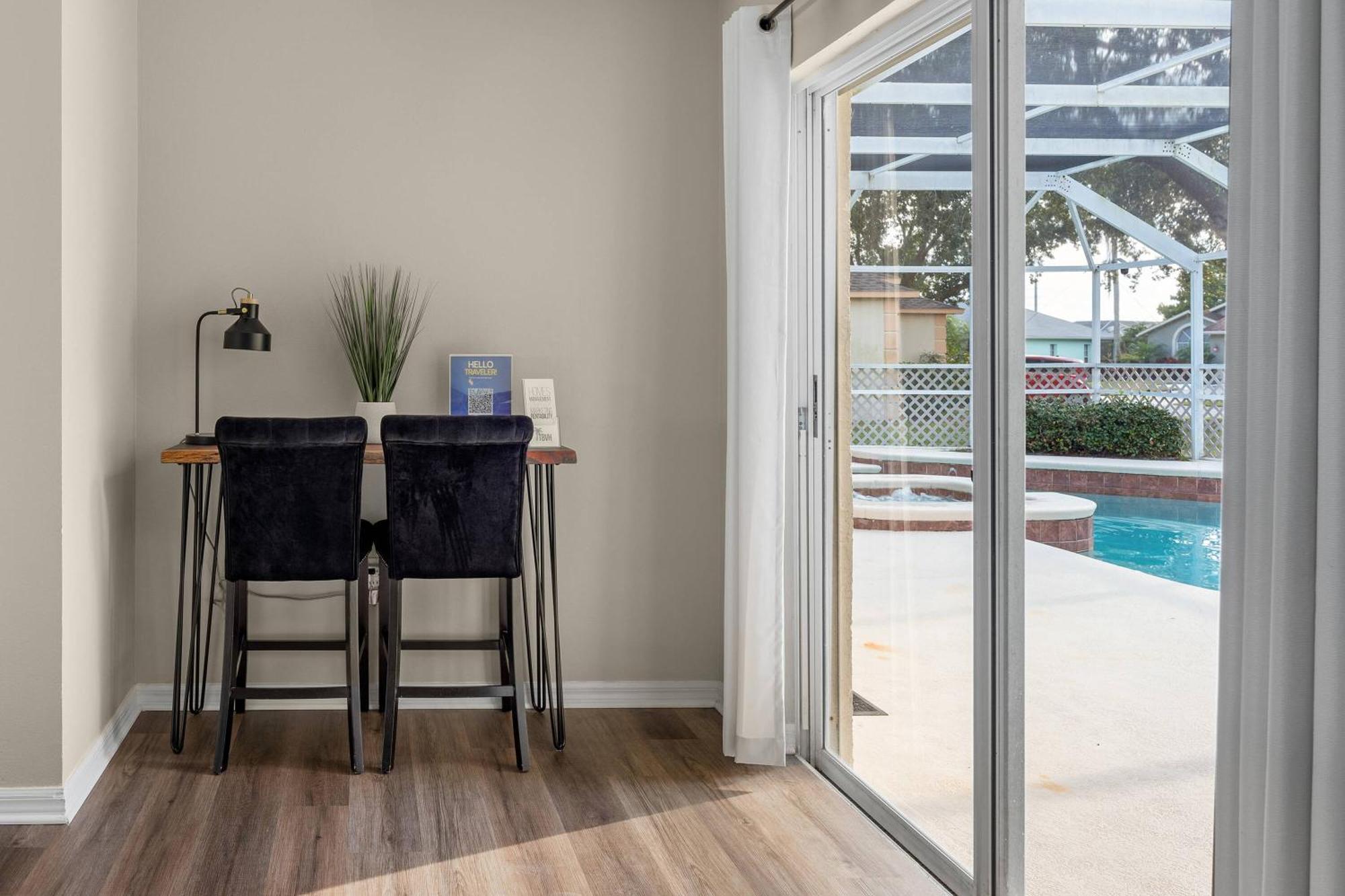 Holiday home New Listing Pool And Game 4br *